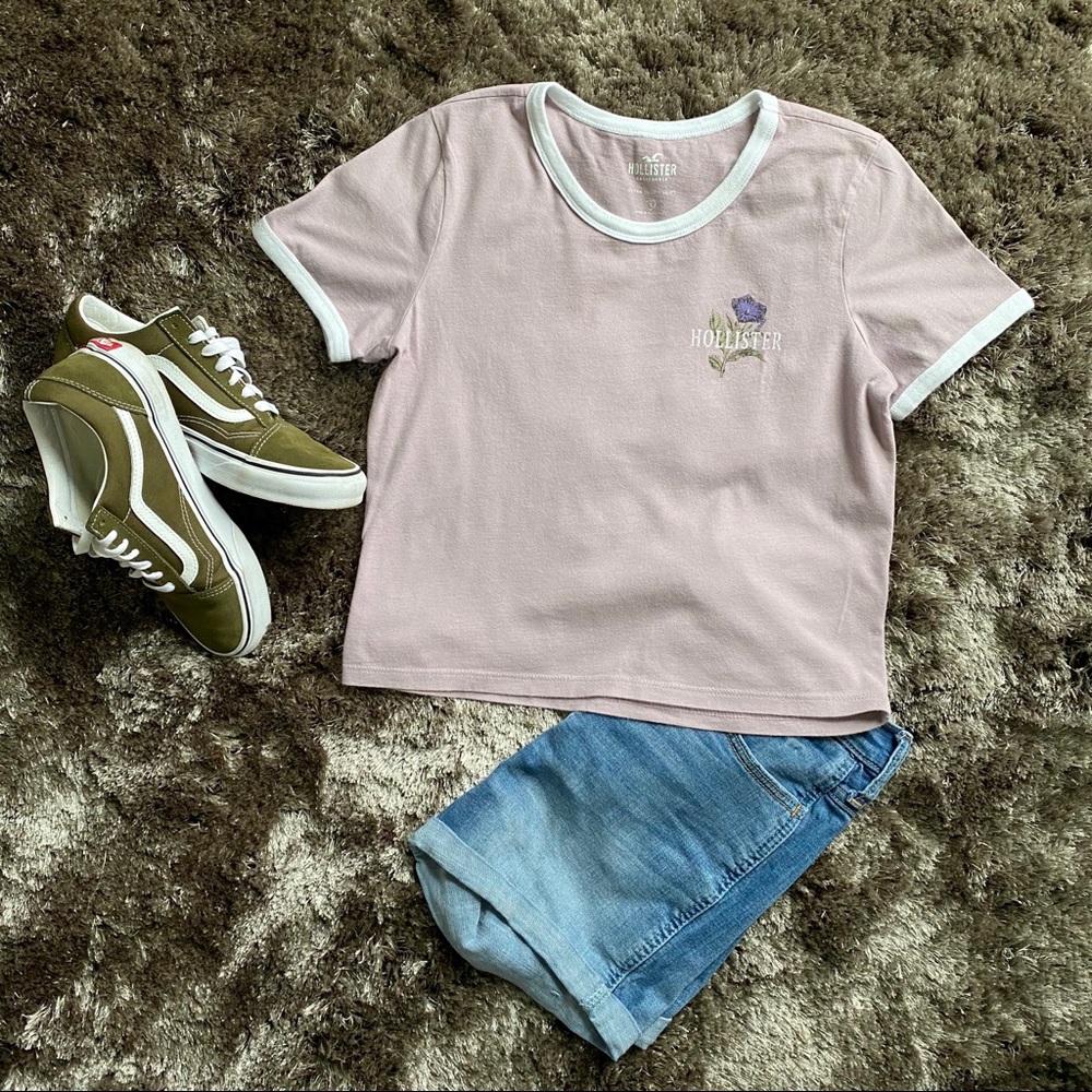 Hollister Crop Tee